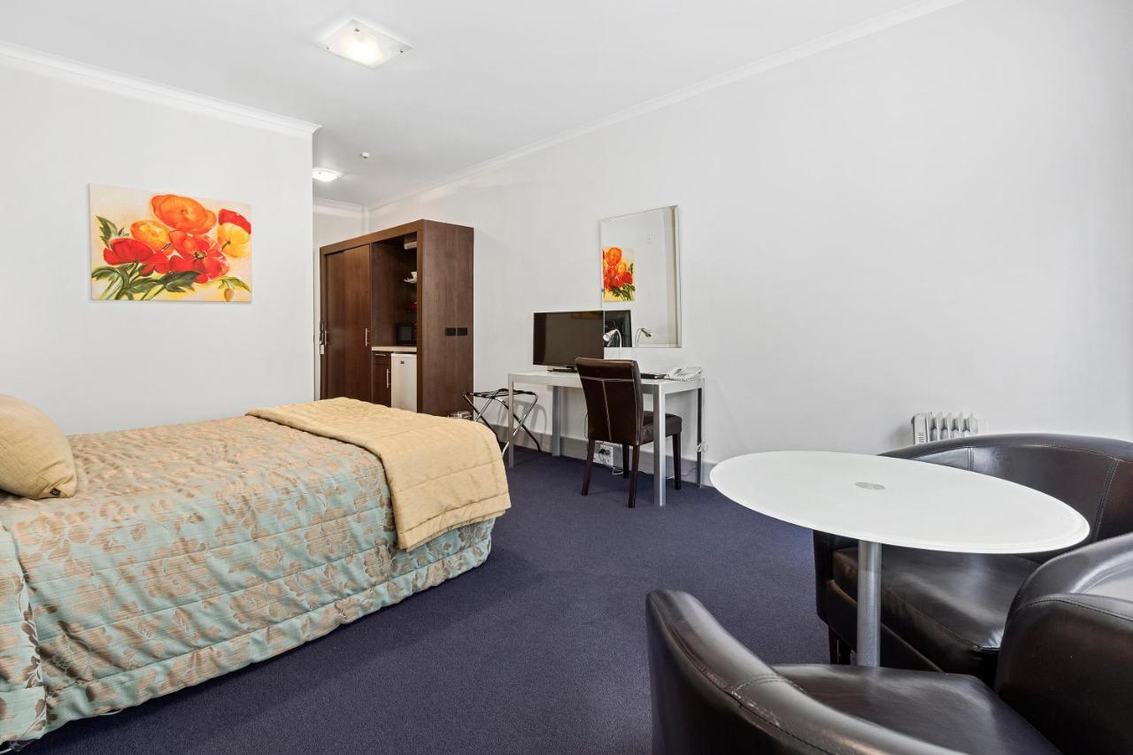 Amethyst Court Motor Lodge Porirua Room photo