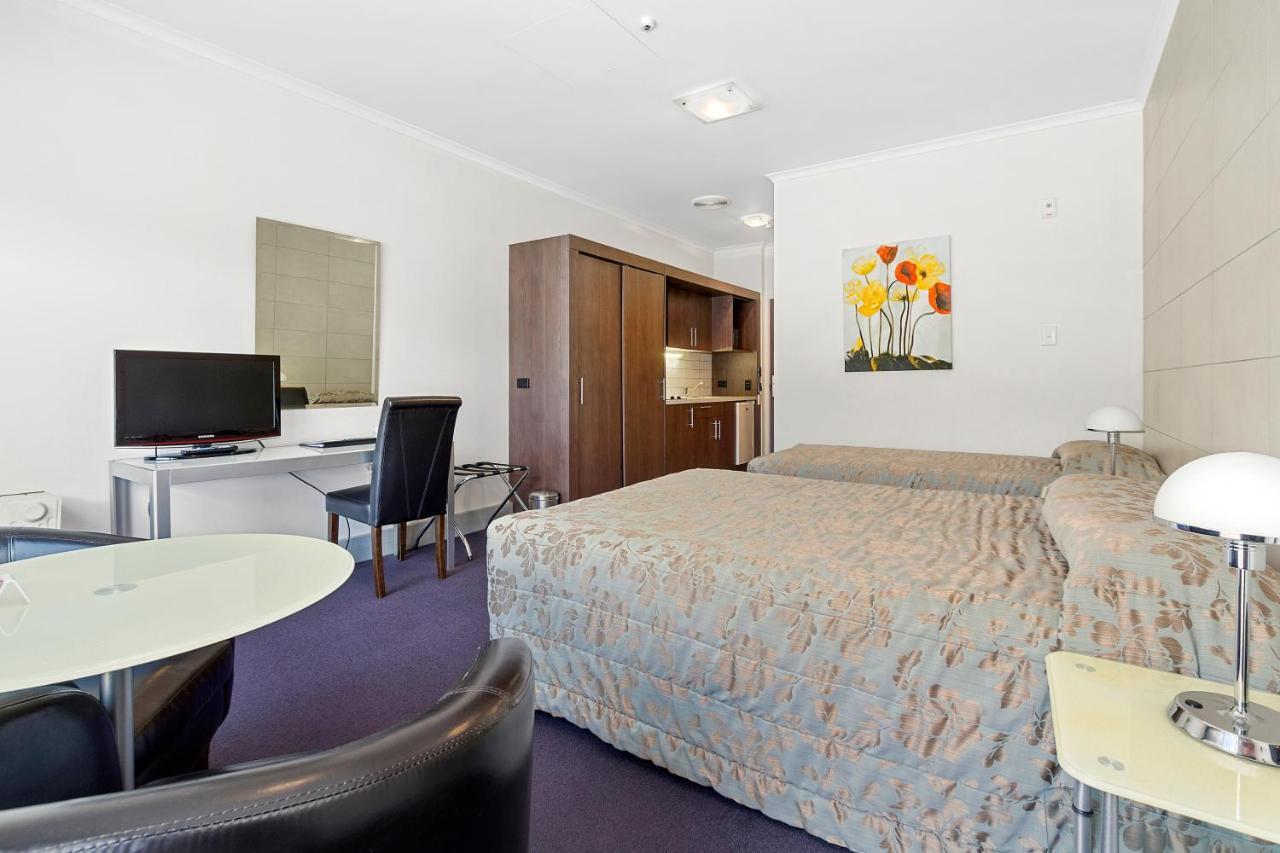 Amethyst Court Motor Lodge Porirua Room photo